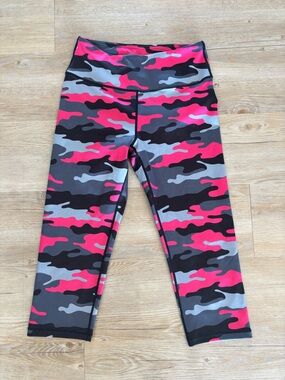 Yelete Pink, Gray & Black Camo Leggings